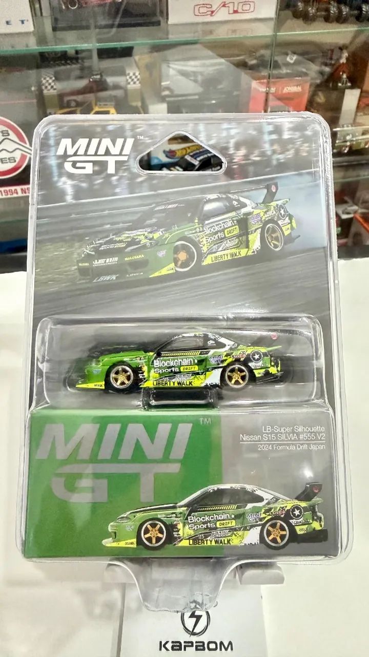 Mini GT #823 Nissan S15 Silvia #555 V2 LB-Super Silhueta Verde