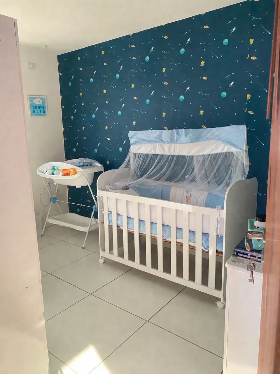 Berço semi novo 
