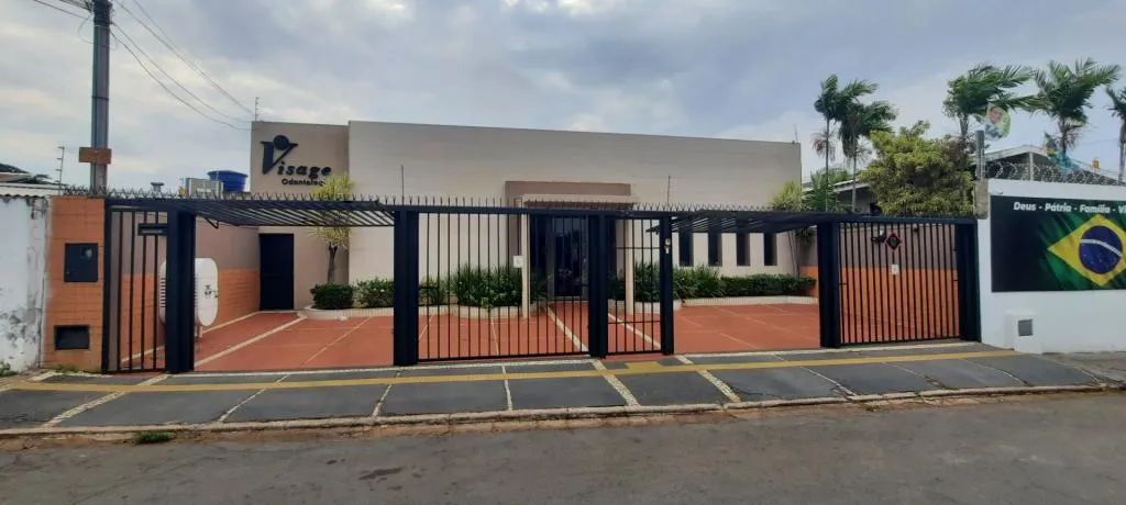 SALA COMERCIAL PARA ESCRITÓRIO COM 35 M² - RUA 124, N°342