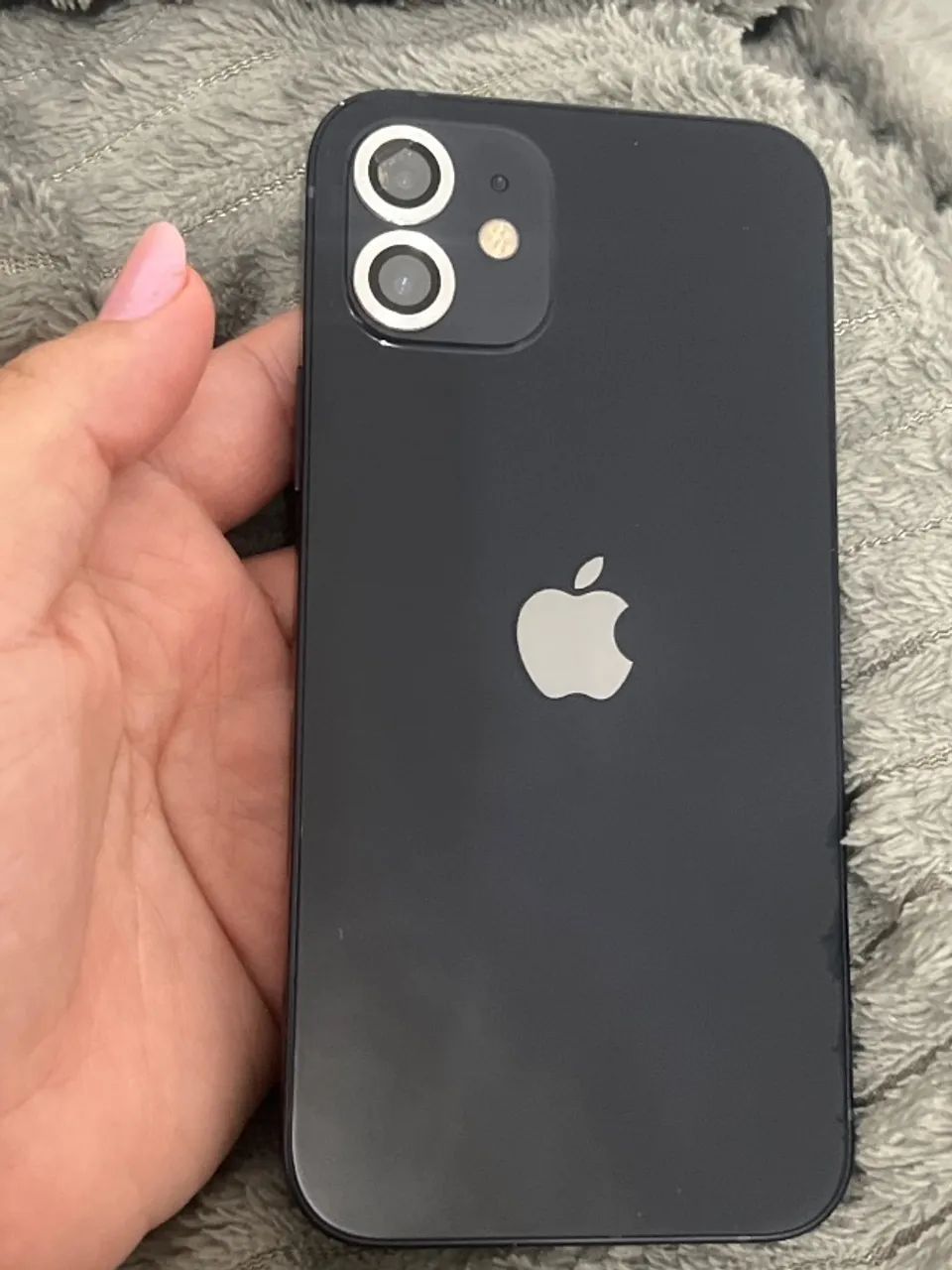 iPhone 12 
