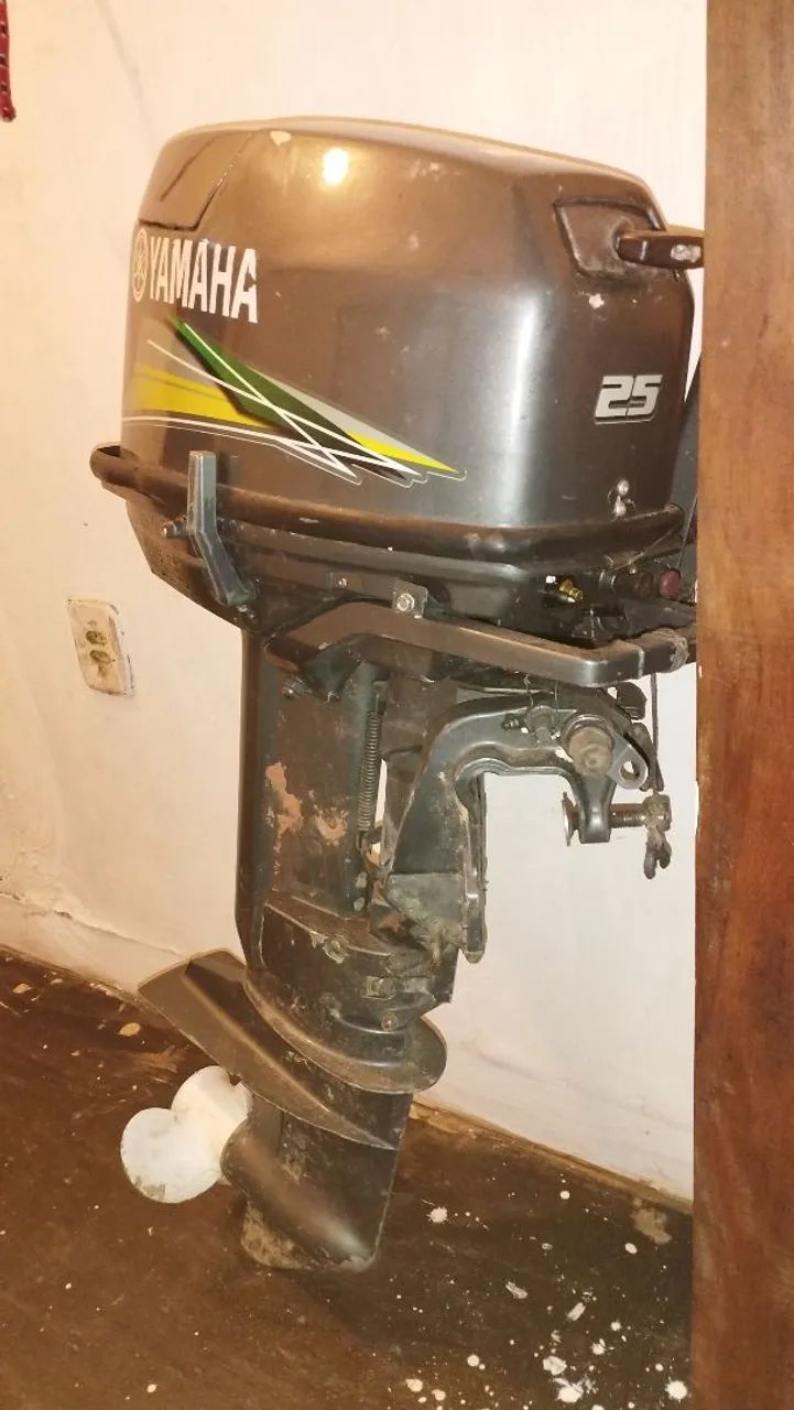 Motor de popa 25 - Foto 2