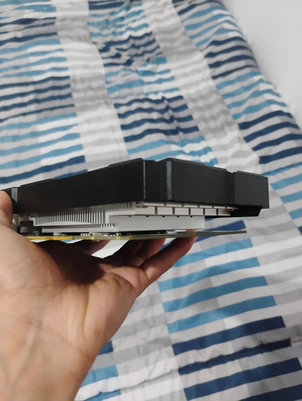 GTX 1650 OC GALAX - Foto 2