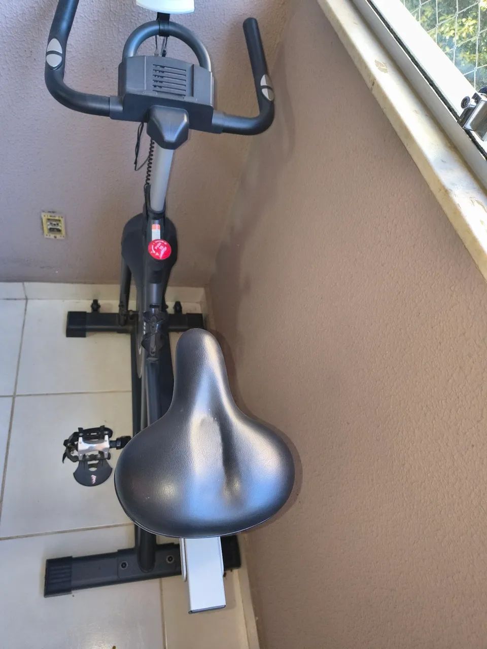 Bicicleta ergométrica Odin FIT - Foto 3