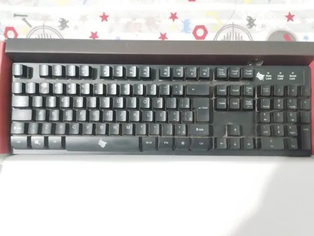 Teclado Gamer - ABNT2 - USB