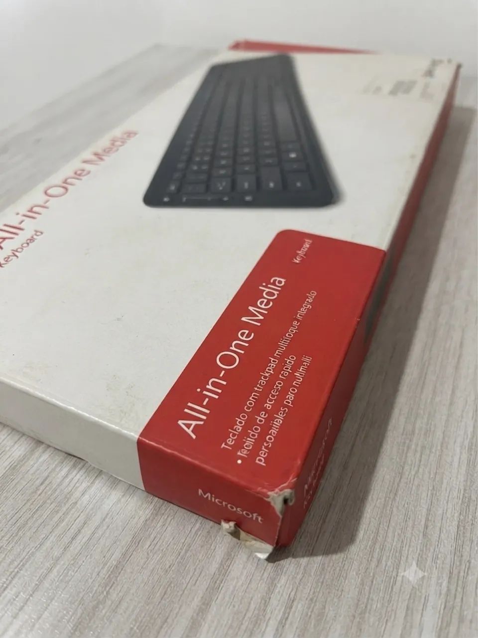 Teclado Microsoft All-in-One Media Keyboard + Touchpad | Caixa Original - Foto 4