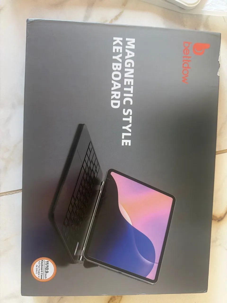 Capa com Teclado Magnético da Bettdow compatível com iPad de 11 e 10,9 polegadas - Foto 3