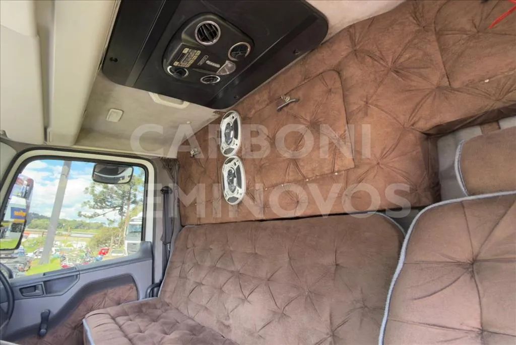 VW 24.280 CONSTELLATION 6X2 - Foto 10