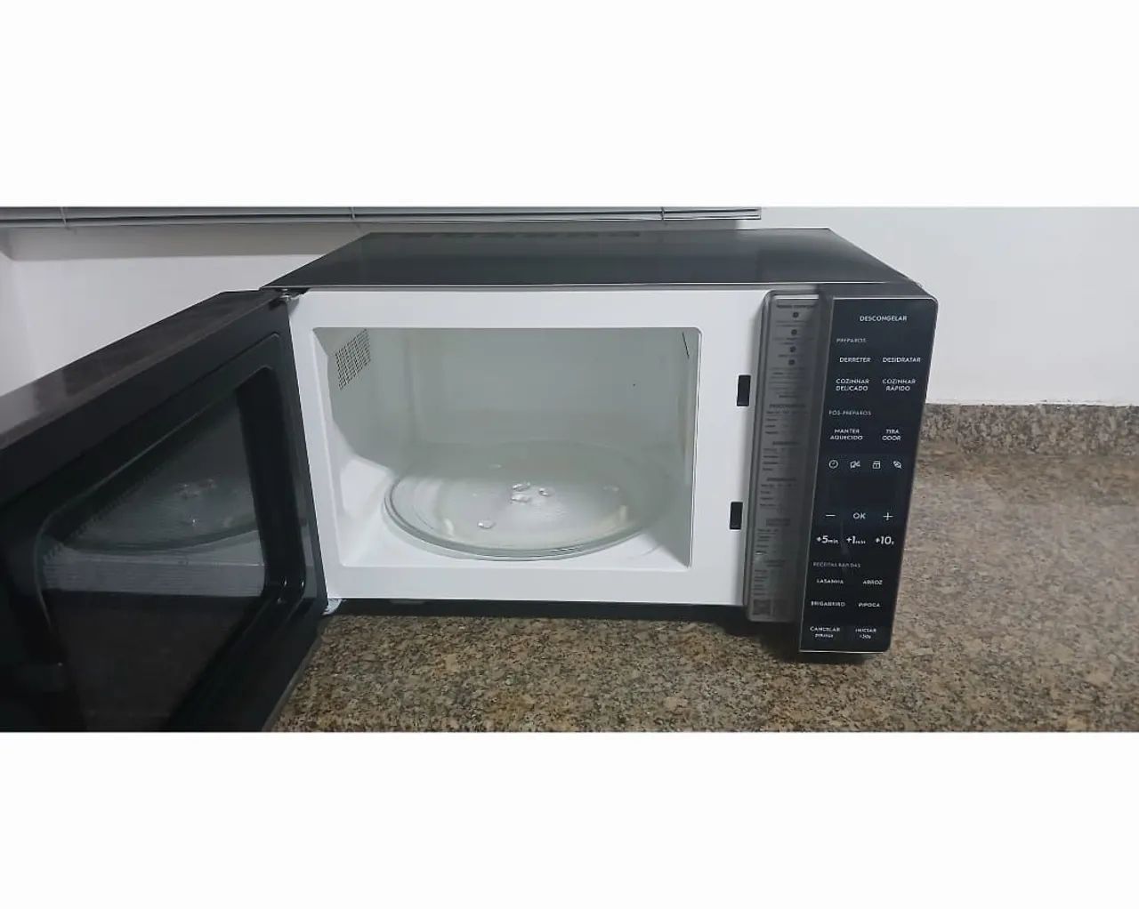 Microondas Eletrolux 23litros 220w - Foto 2