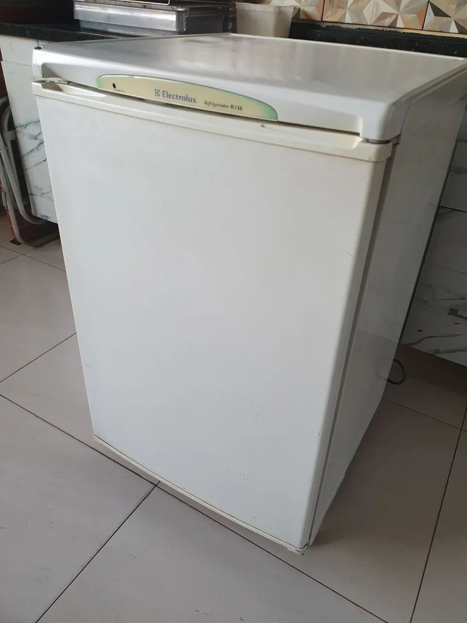 Frigobar electrolux 120 litros - Foto 3