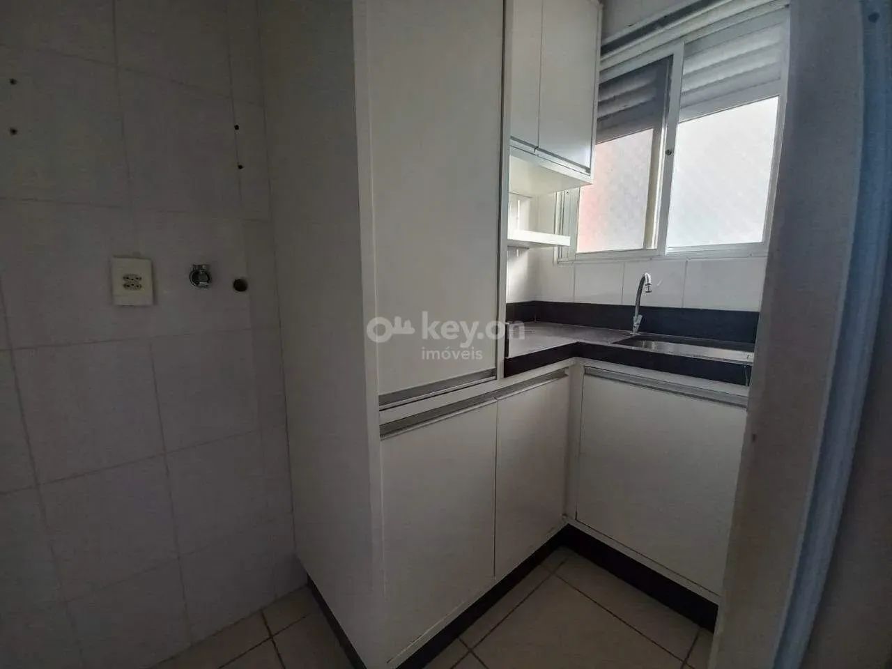 Aluga-se apartamento semi-mobiliado no bairro Dehon. - Foto 5