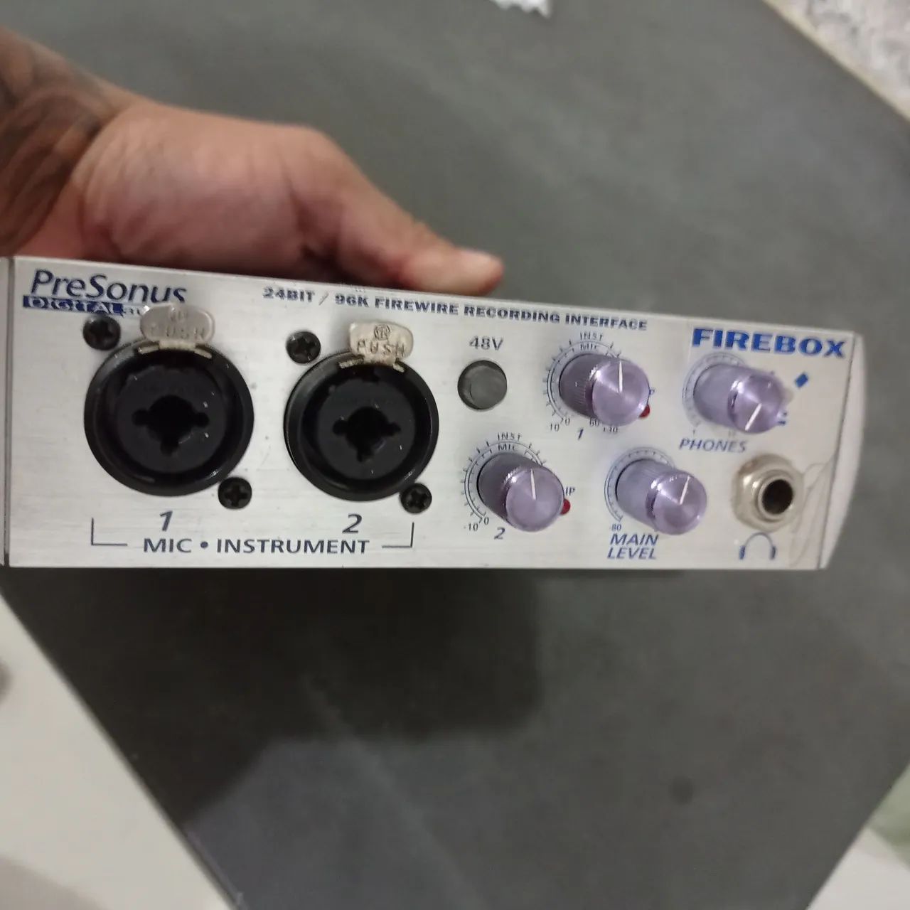 Interface de áudio FIREBOX 