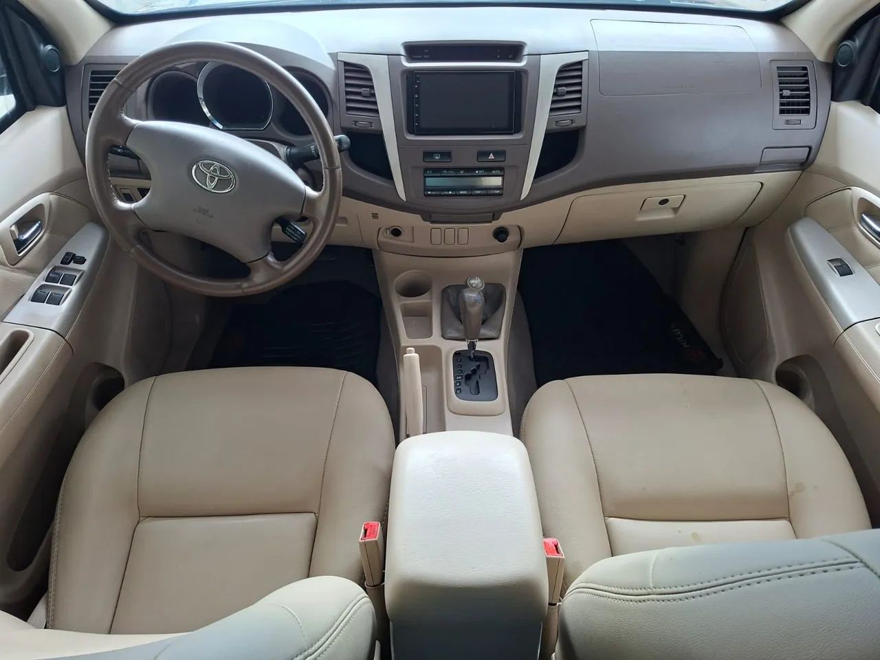 Toyota Hilux SW4 SRV D4-D 4x4 3.0 TDI Dies. Aut, foto 17 de 19