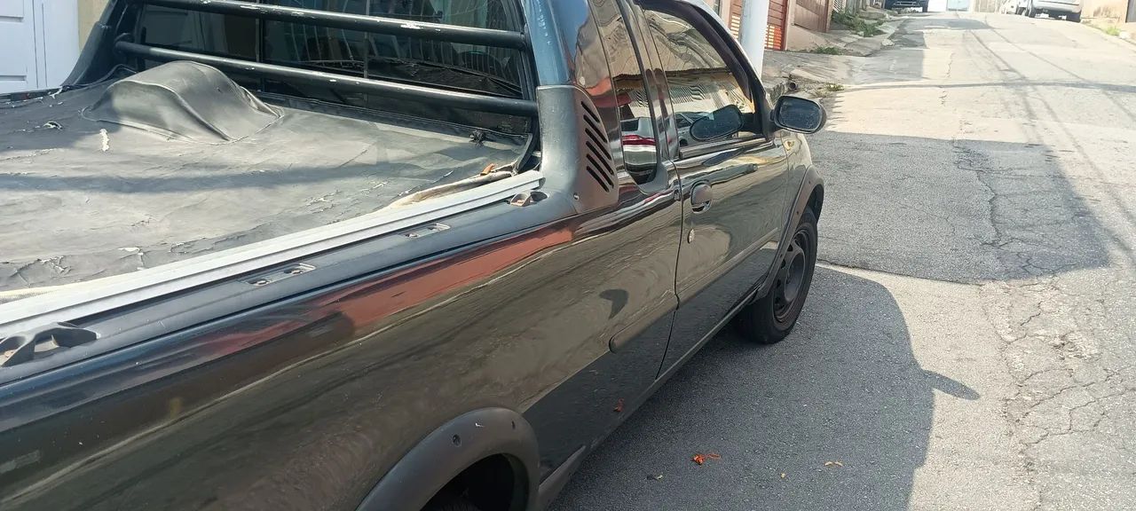 Fiat Strada Working 1.5 MPI 8V CE (álcool) 2002 - Foto 4