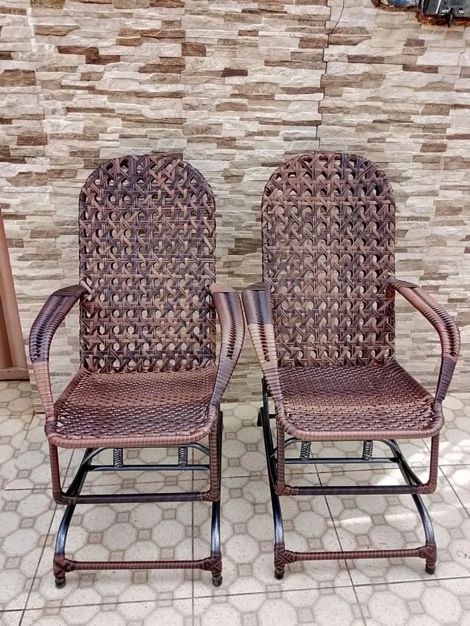 Cadeiras de balanço novas comédia dupla 