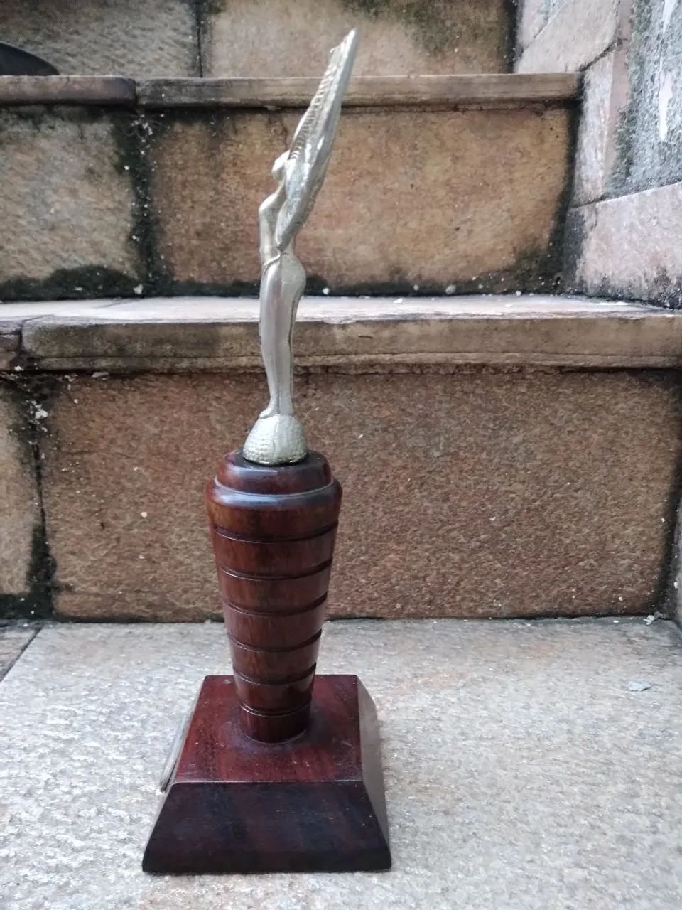 Trofeu Ford honra ao mérito figura alada - Foto 4