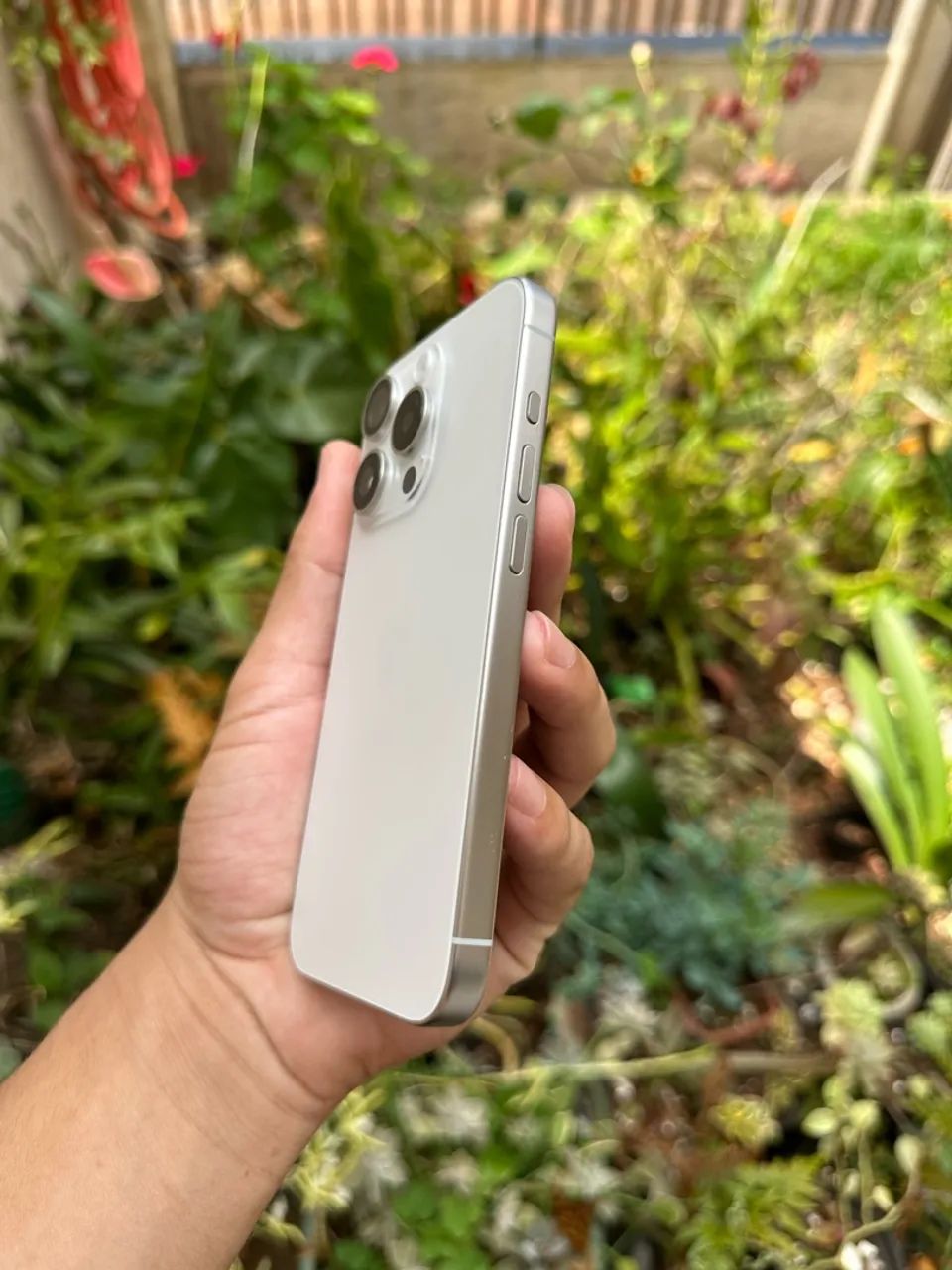 iPhone 15 Pro todo original filé  - Foto 4