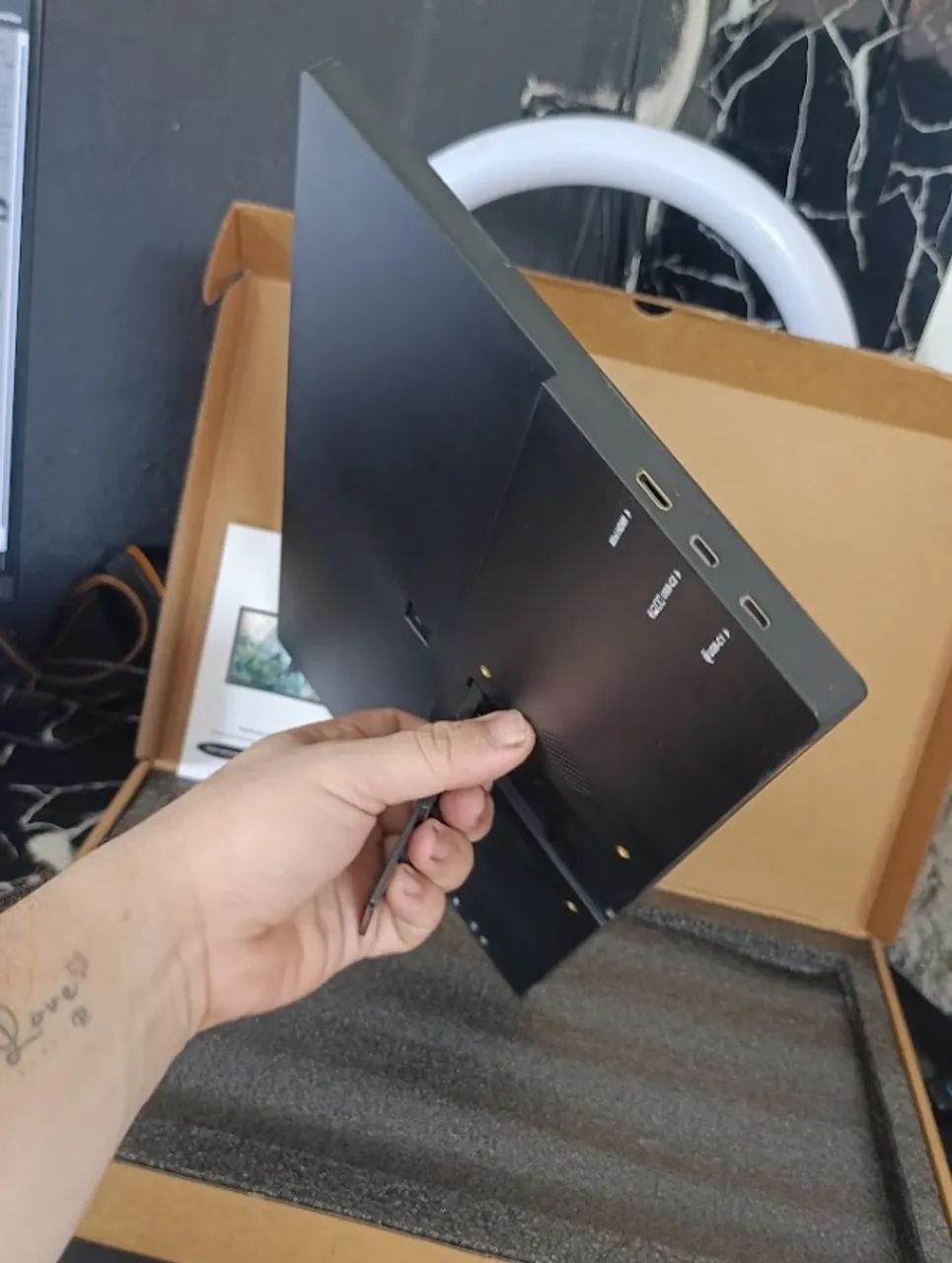 Monitor portátil de 15,6 polegadas, Conectividade USB-C HDMI Full HD 1080P - Foto 3