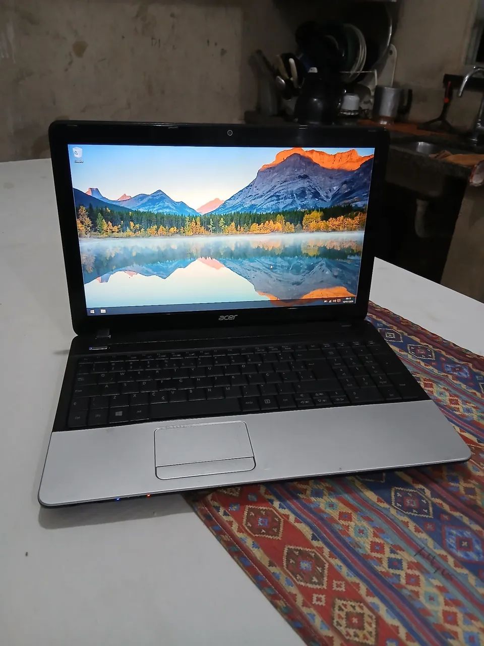 Notebook acer i3  15 polegadas 