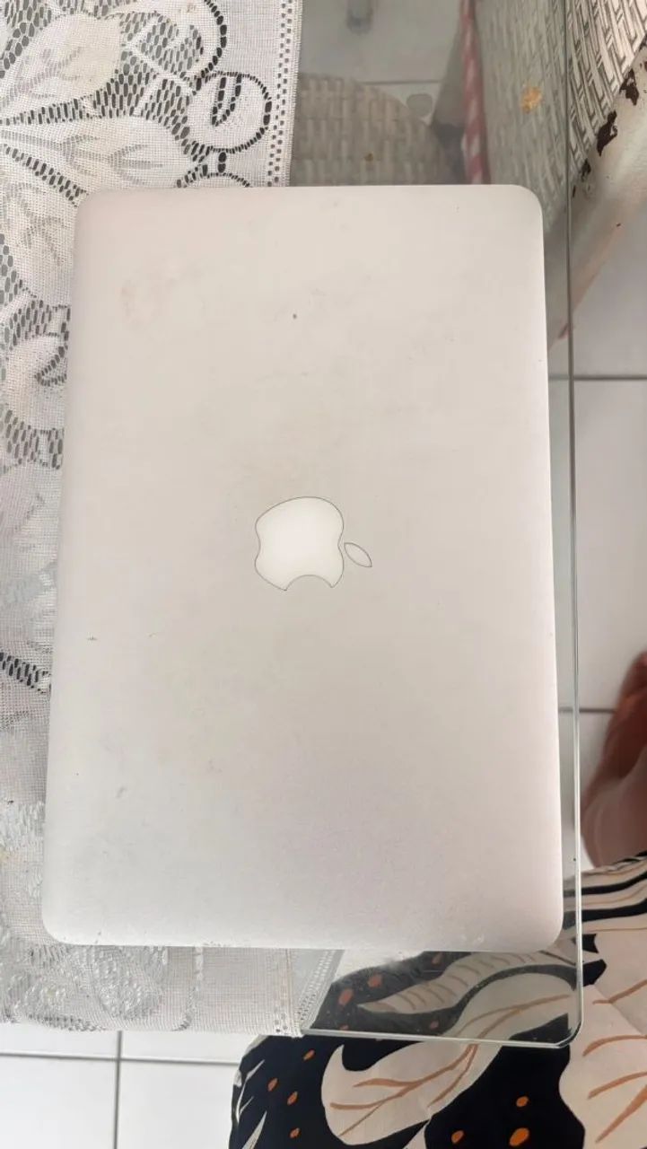 MacBook Air  4GB RAM / 128GB SSD - Atualizado c/ Monterey - Foto 2