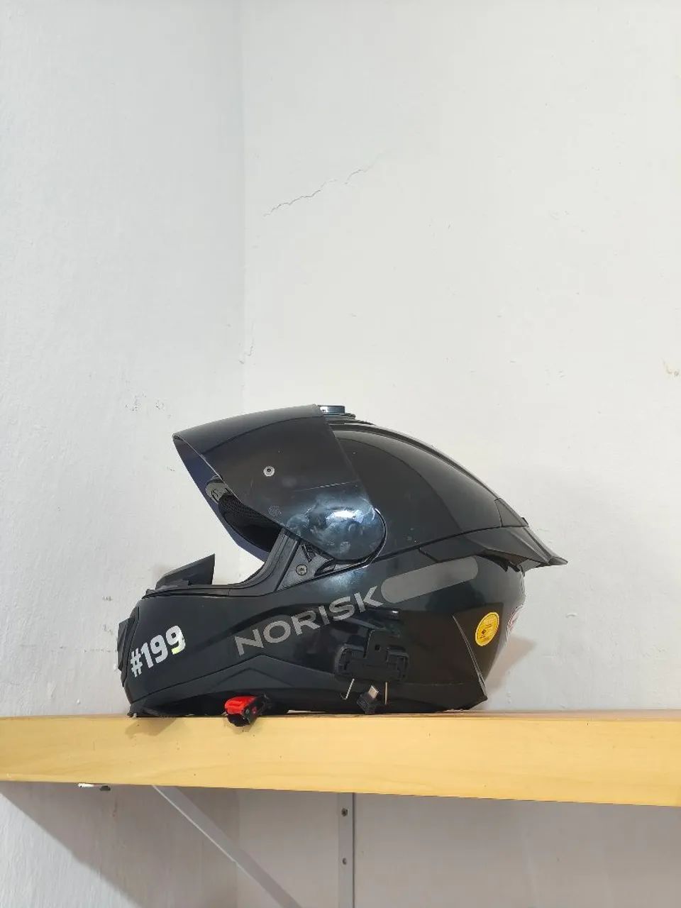 Capacete Norisk Razor Black edition - Esportes Sobre Rodas - Boa