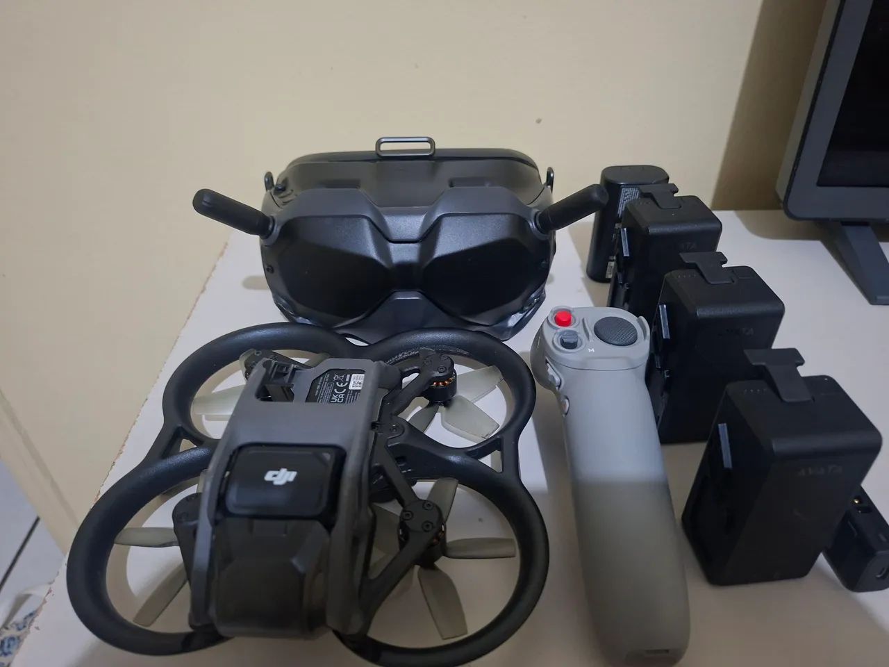 Drone dji avata