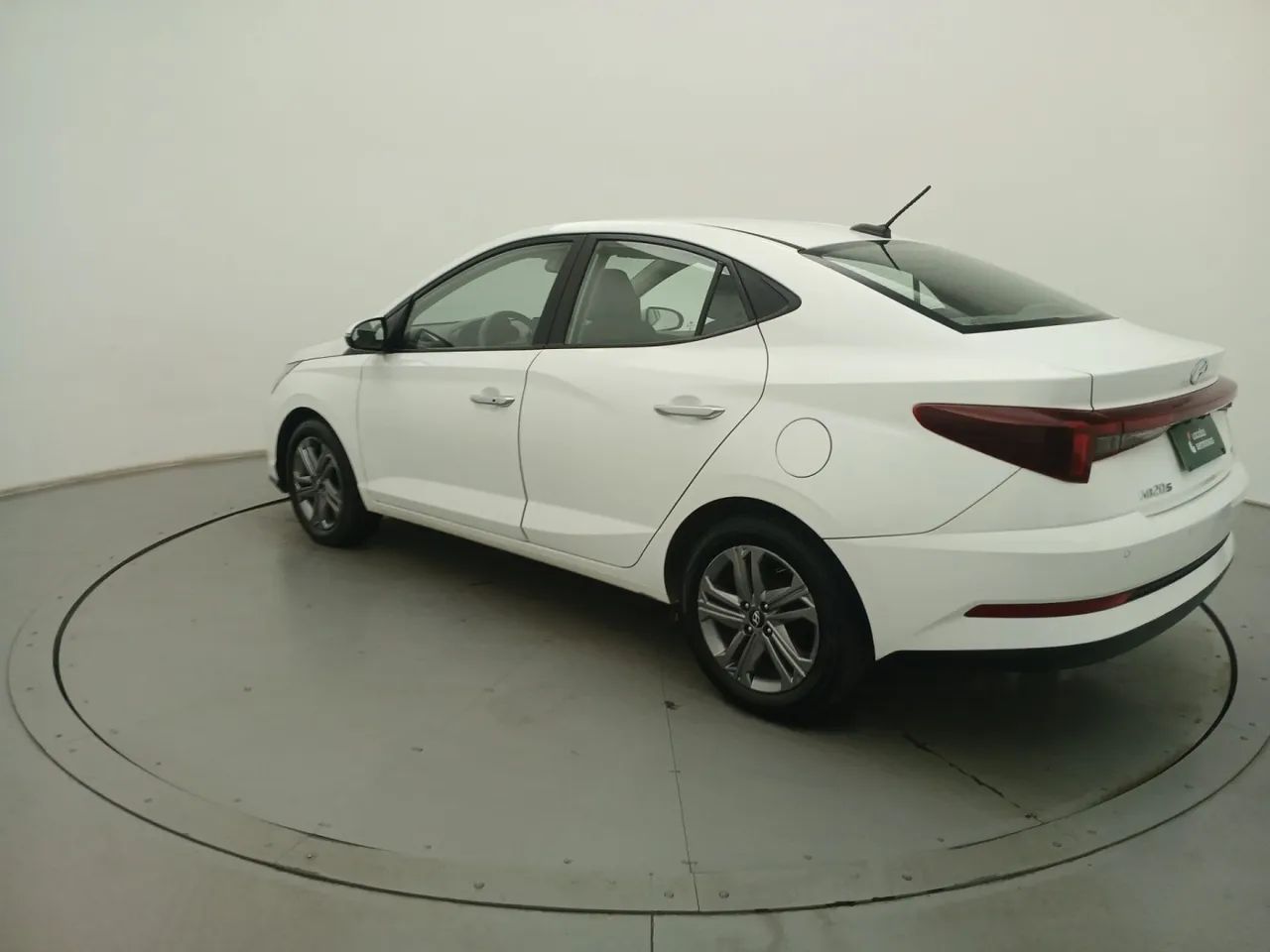 Hyundai HB20S Limited 1.0 TB Flex 12V Aut., foto 3 de 18