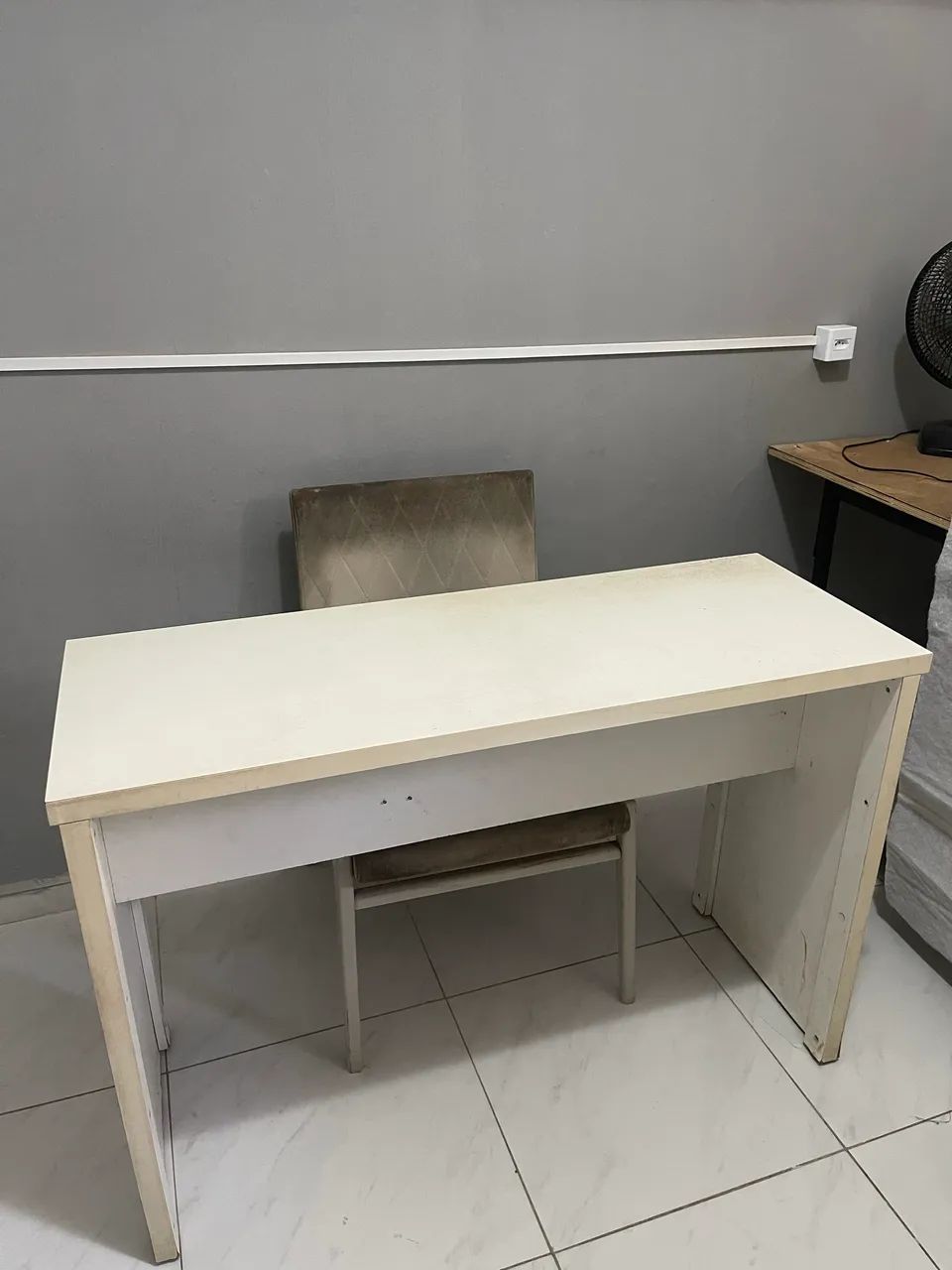 Mesa escritório mais cadeira  - Foto 2