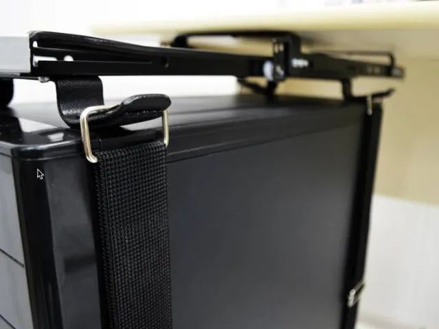 Suporte para CPU Suspenso - Foto 2
