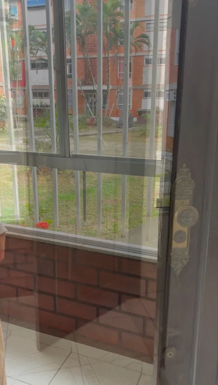 Alugo apt Reformado no Cosmorama - Foto 4