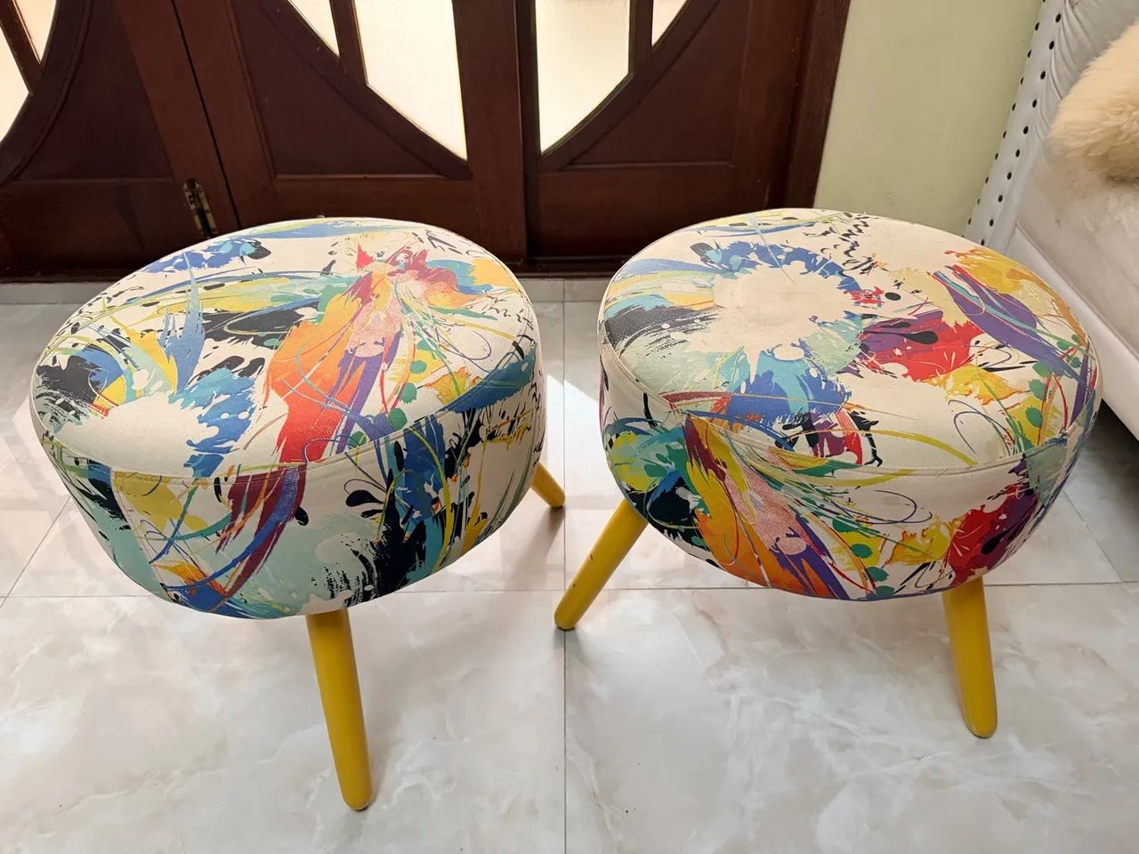 Par de puffs estampados - Foto 2