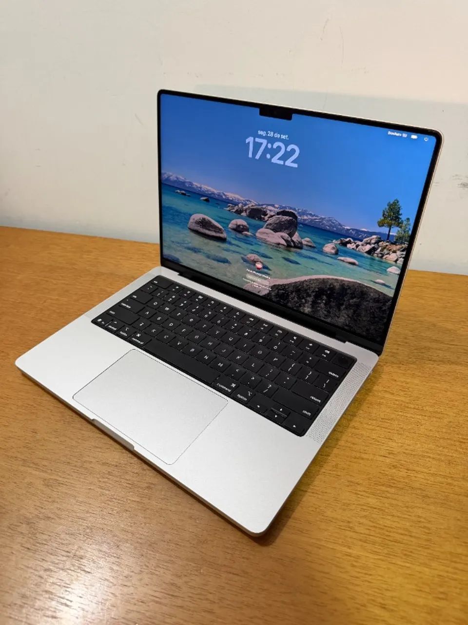 MacBook Pro 14