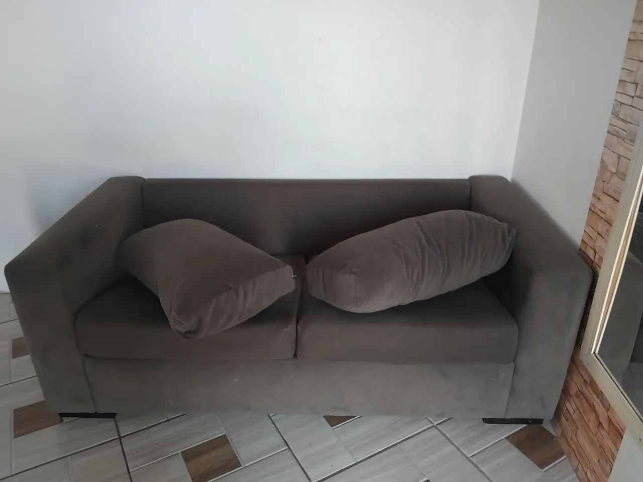 Sofa 3 lugares com almofadas e assentos móveis! - Foto 2