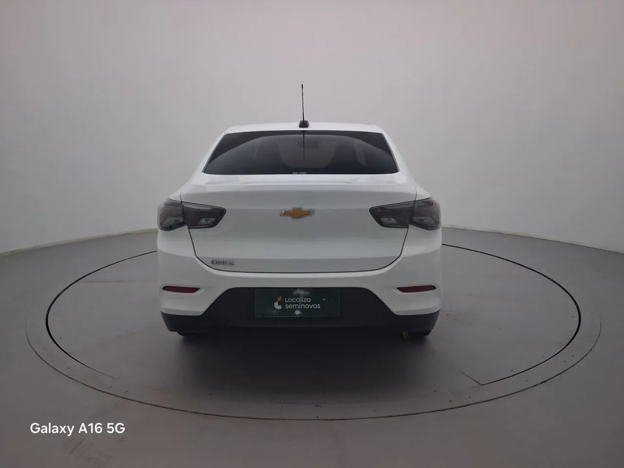 Chevrolet Onix Activ 1.4 8V Flex Aut. 4P, foto 4 de 18