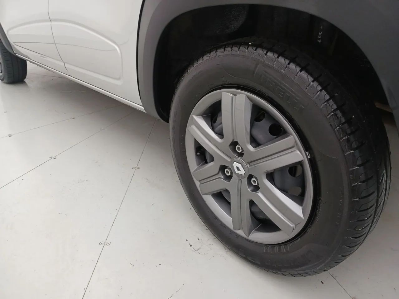 Renault Kwid 1.0 Zen, foto 12 de 18