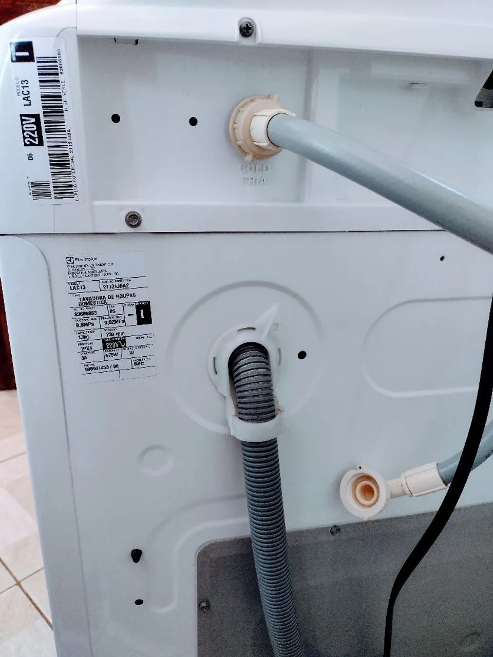 Máquina de lavar 13k Electrolux.Nao está funcionando! Não ligou não sei o problema! - Foto 4
