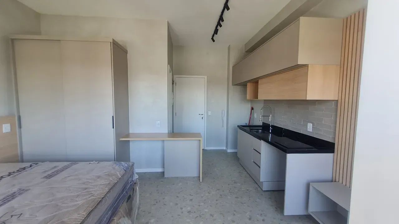 Studio mobiliado a 100m do metrô Butantã, perto da Usp
