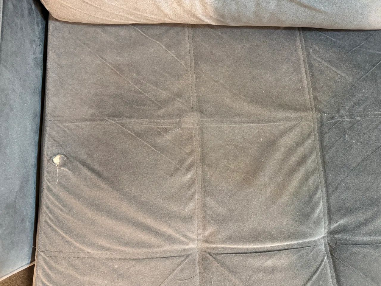 Sofá Cama 3 Lugares Retrátil Cinza Suede ? Retirada Itaim Bibi - Foto 2