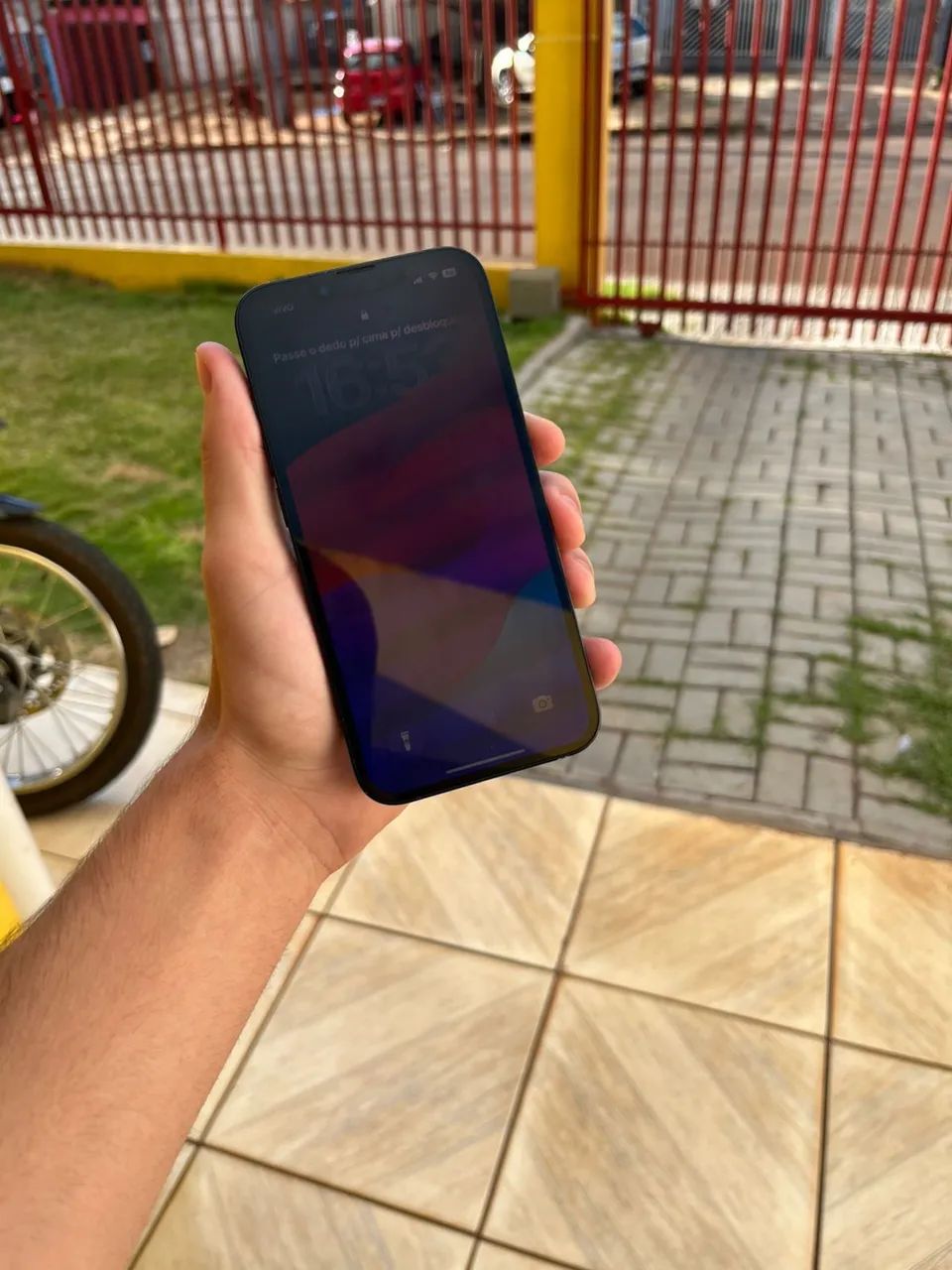 iPhone 13 - 128 GB - Foto 3