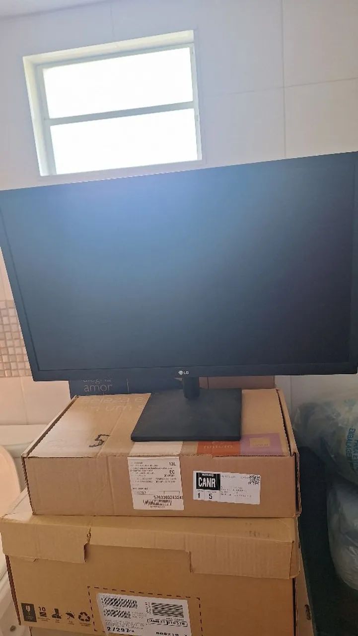 Monitor LG 24" Full HD 75 Hz - Foto 4