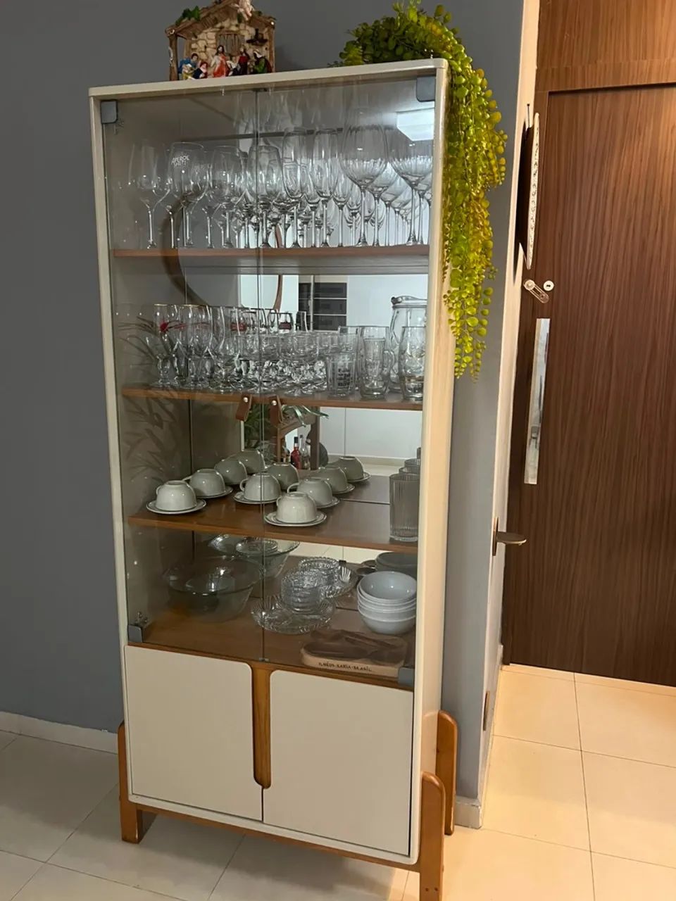 Cristaleira em perfeito estado  - Foto 2