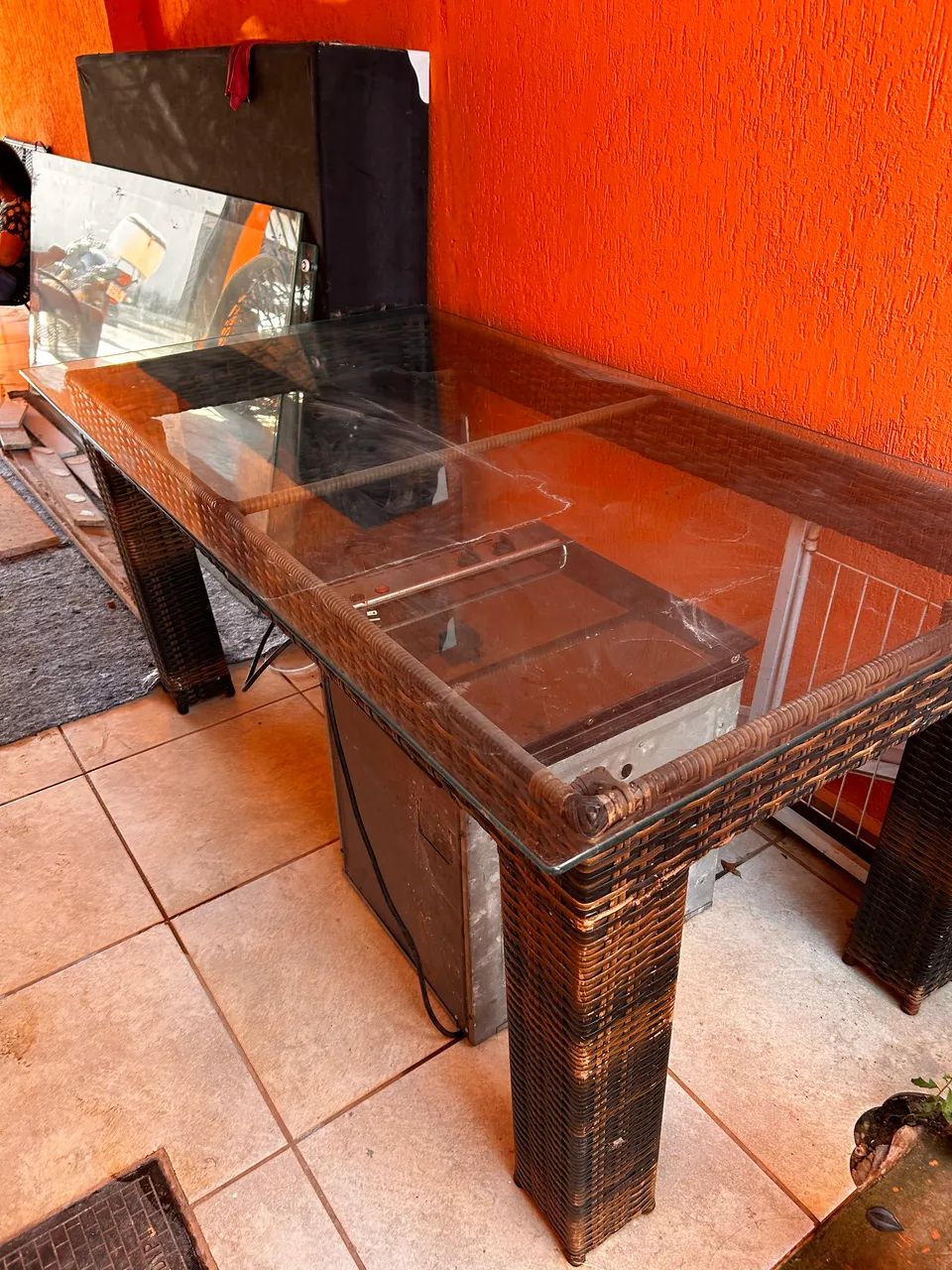 Mesa jantar tampão vidro  - Foto 3