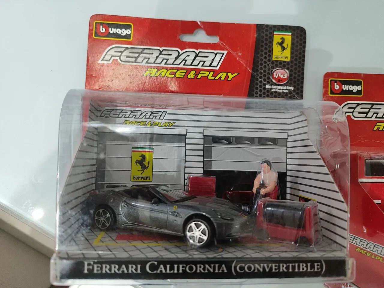 Miniaturas Bburago 1:43 - Foto 3