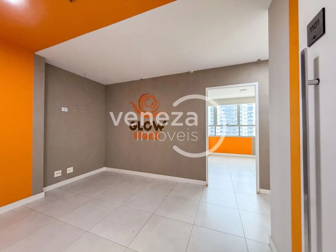 Sala comercial para alugar no Edifício Atsushi Yoshii Tower, Gleba Palhano - Foto 2