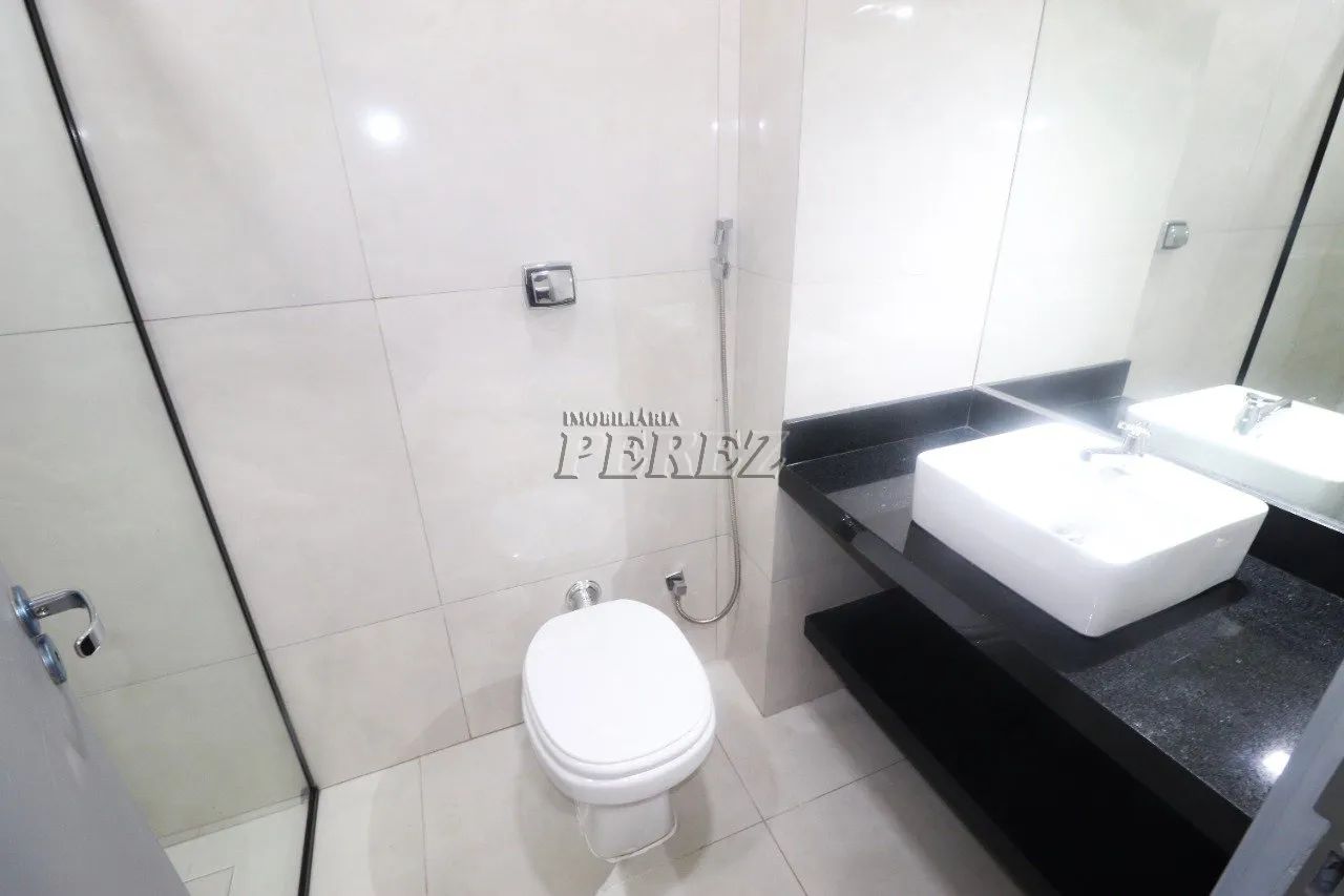 Apartamento para alugar no Edificio Crystal - Centro de Londrina. - Foto 5