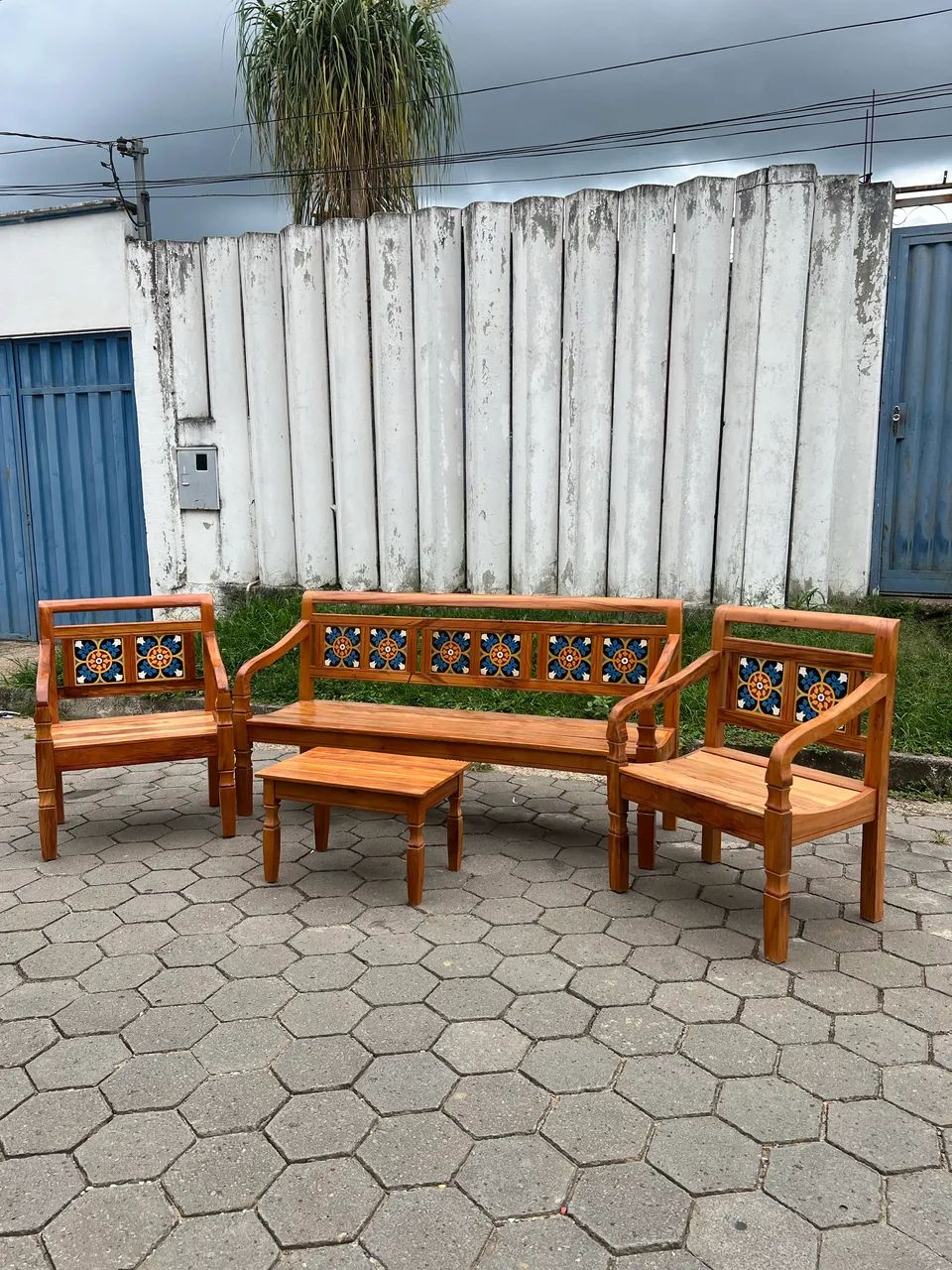 Conjunto de bancos peroba rosa 