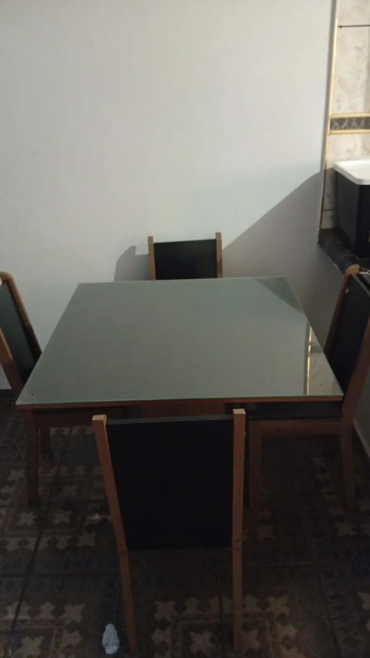 Mesa 4 cadeiras  - Foto 4