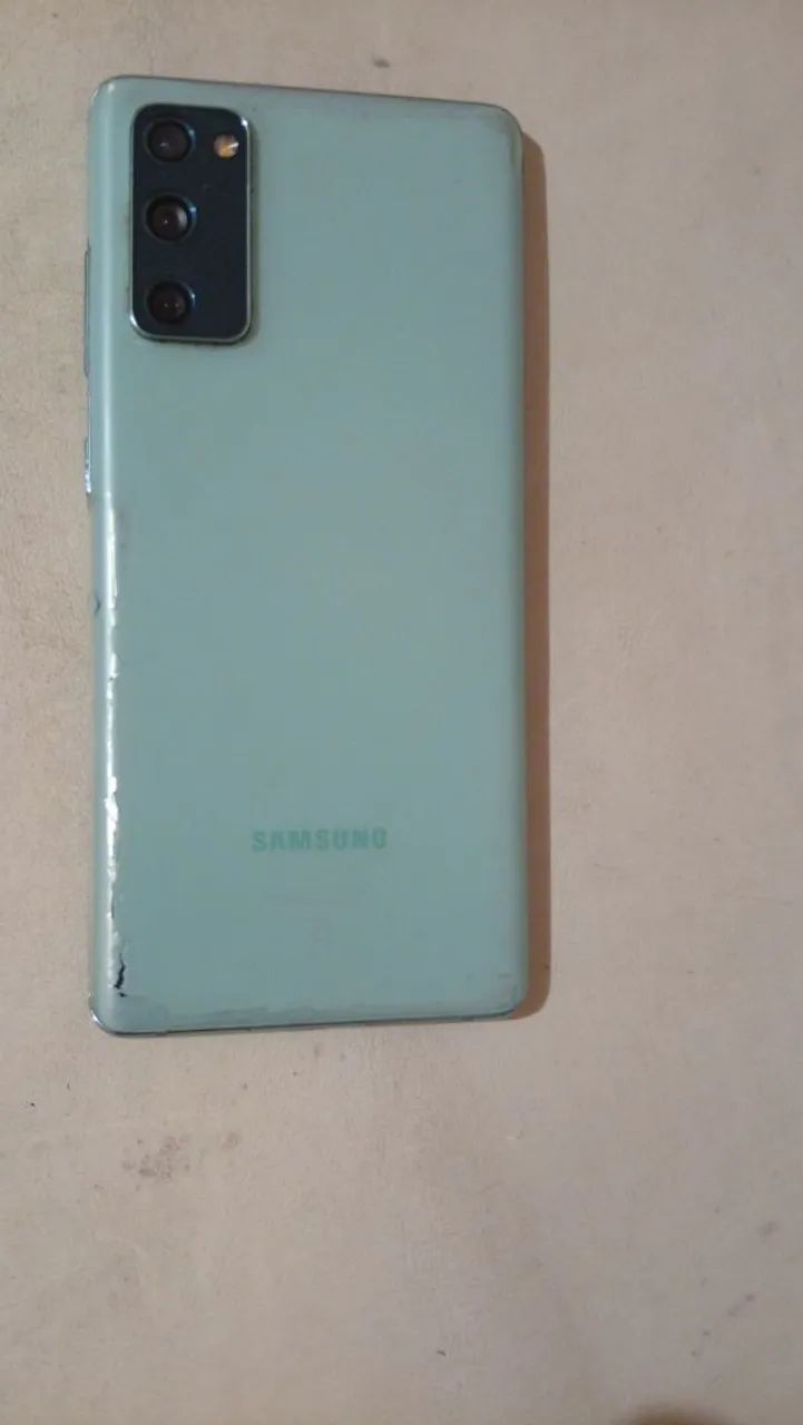 Celular Samsung s20 fe - Foto 5