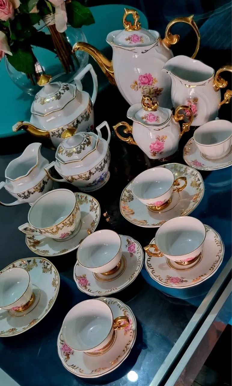 xícaras de café e chá jogo de porcelana floral filetes ouro - Foto 2