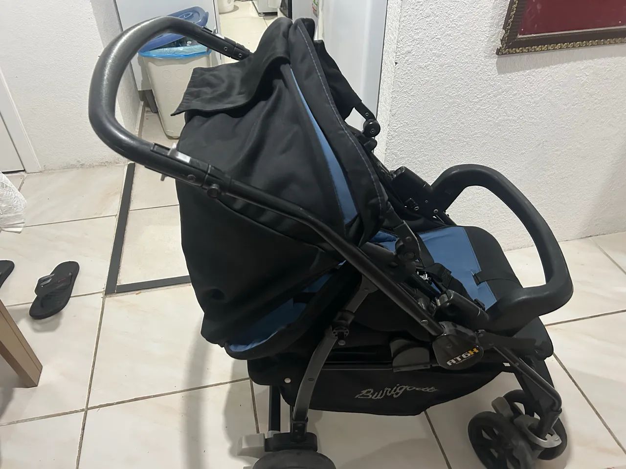Carrinho de passeio semi novo - Foto 2