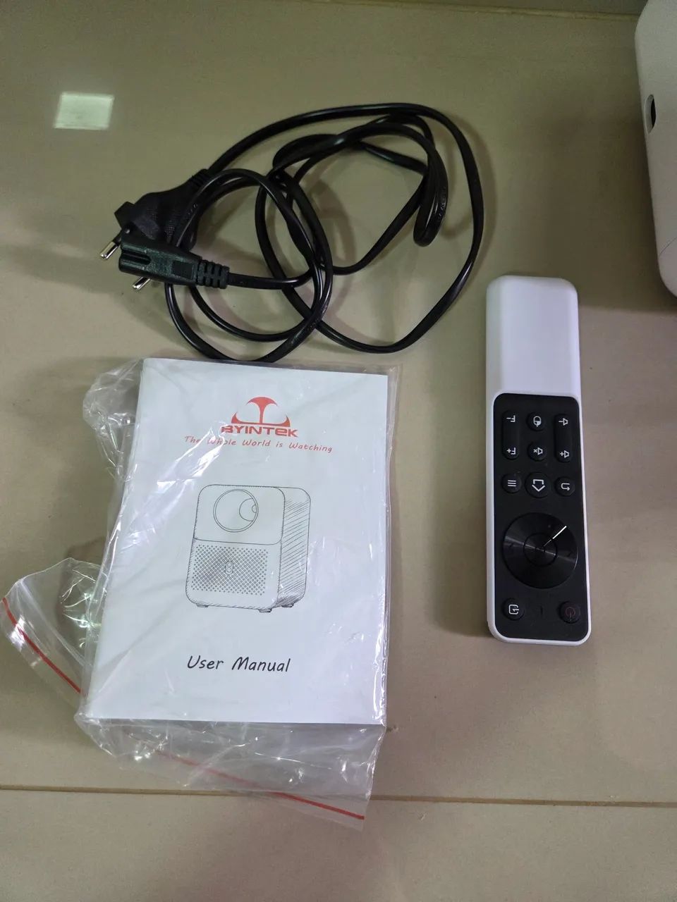 Projetor portátil full HD android - Foto 4
